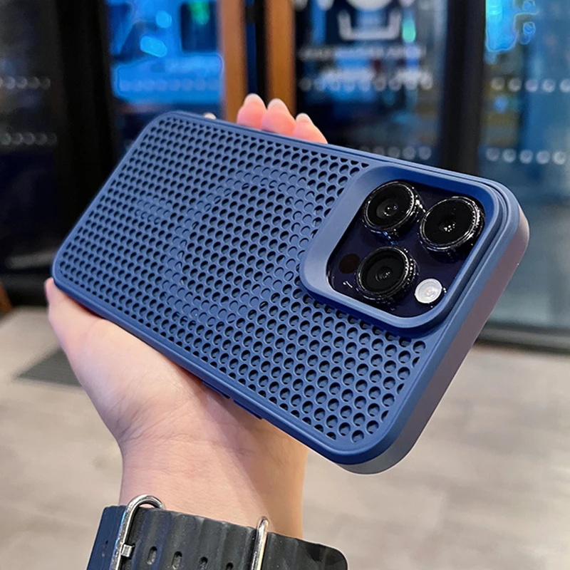 قاب آیفون سیلیکونی مگ سیف دار طرح توری Mac Pro Mesh